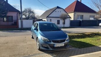 Predám Opel ASTRA J r.2014