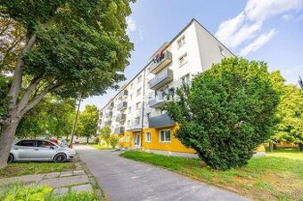 Na predaj 2-izbový byt s balkónom – výborná lokalita Prievid