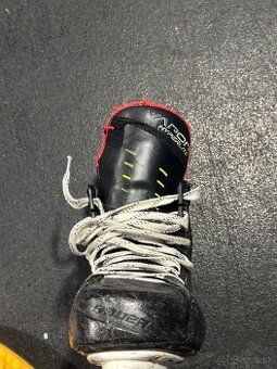Bauer Vapor hyperlite