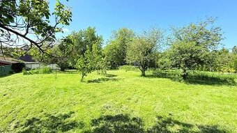 REZERVOVANÉ Lukratívny stavebný pozemok 734,5 m2 - Nitra, Ch