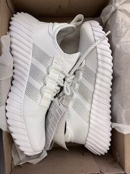 Adidas tenisky