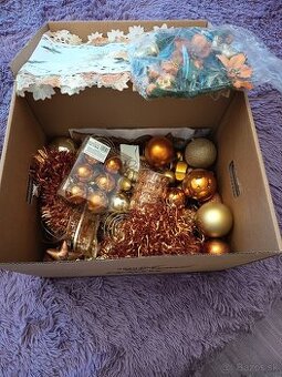 Medené a zlaté Vianoce