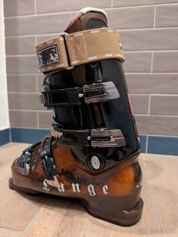 Predam lyziarky Lange Banshee