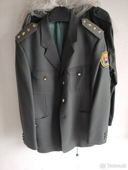 uniforma + vojenska prilba - 1