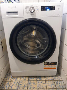 Pračka Whirlpool