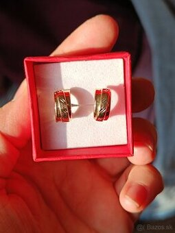 Zlate nausnicky 585