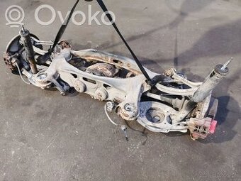 Mercedes-Benz W202 C180 zadná nápravnica