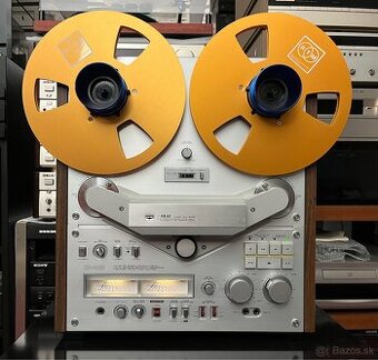 AKAI GX 646 4 - TRACK STEREO TAPE DECK