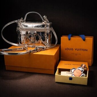 LOUIS VUITTON VANITY