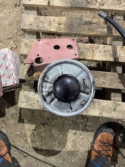 Servo nadržka zetor