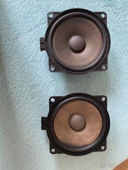 Stredné repraky golf 5