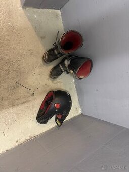 Moto helma / prilba a čižmy Gaerne