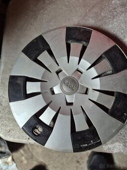 Kryty kolies - puklice Original Audi