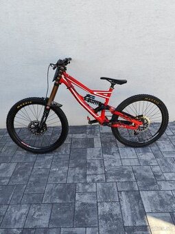 Specialized Status M
