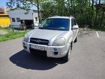 Hyundai tuscon 2.0CRDI 103kw 4x4