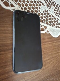 iPhone 11