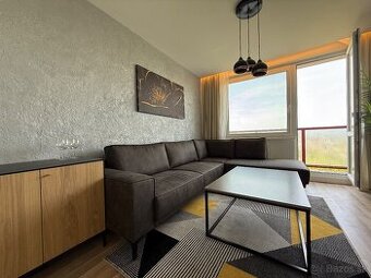 Na predaj krásny 2 izbový byt,Saratovská –Trenčín, 2x balkón