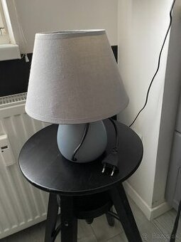 Stolová lampa