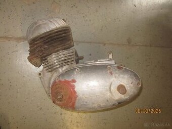 ČZ 175 typ 450 motor