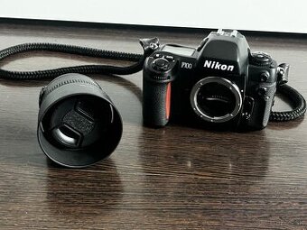 Nikon F100 REZERVOVANE