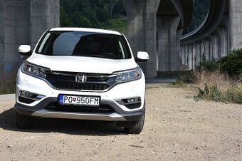 HONDA CR-V /manuál 6 / 2016 / benzín/