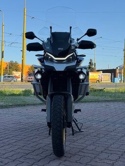 CF MOTO MT 800 Explore 2025