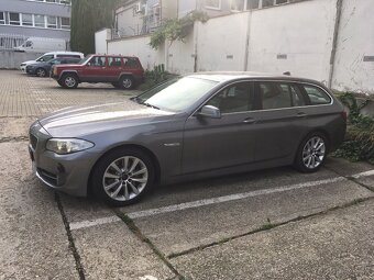 BMW F11