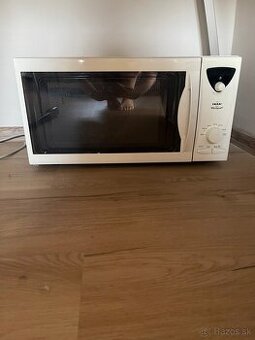 Mikrovlnka od Whirpool