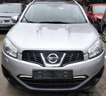 Nissan Qashqai 2.0 2013 predám SVETLO, MOTOR MR20, predný NÁ