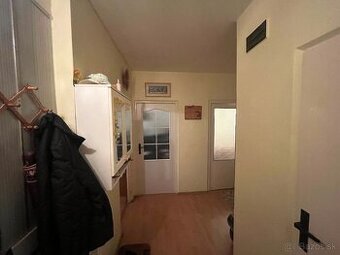 🏡 Dvojizbový byt na Rúbanisku 2 – Bývanie alebo investicia