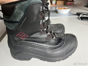 Predám Columbia zimne čižmy jedny sú 34,a druhé 35