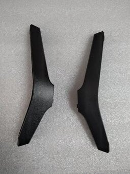 Nôžky /stojan/ pre TV SHARP 32CB3E.