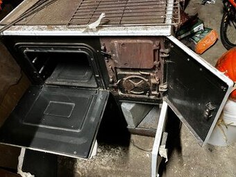 Sporák  a drevo FIKO 90.2