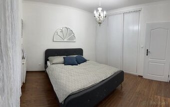 Prenajom 2izboveho bytu v centre NM
