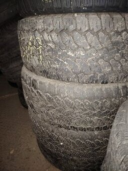 235/55R19