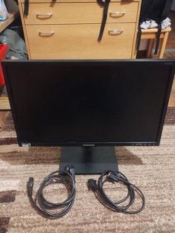 Predám starší počítačový monitor – pravdepodobne Samsung S23