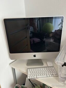 Predám starší iMac