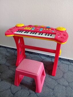 predam detsky zvukovy klavir