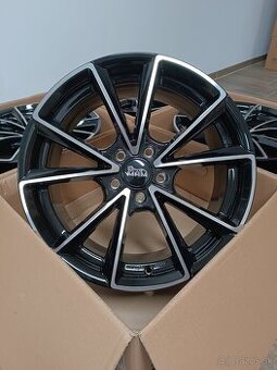MAM A5 R18