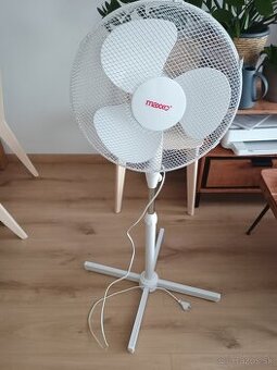 Stojaci ventilator