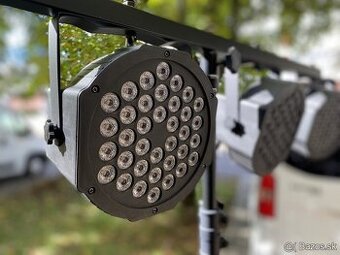 led par set 36x3watt 160 eur