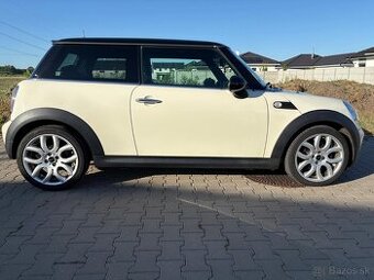 MINI COOPER 1.6 BENZIN