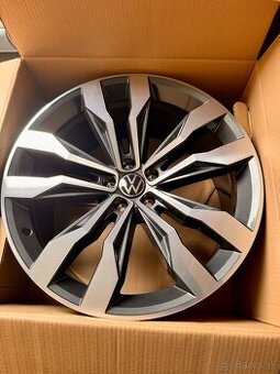 ORIG.VW TOUAREG R21 R-LINE SUZUKA NOVE DISKY