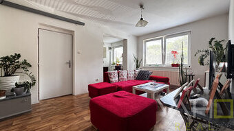 3‑izbový byt (85 m²) s garážou a loggiou v obci Hrádok - 1