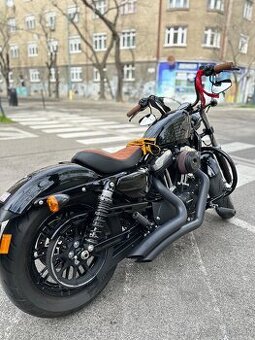 Harley-Davidson Sportster Forty-Eight (48)