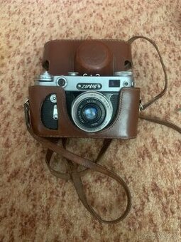 Retro fotoaparát Zorki 6