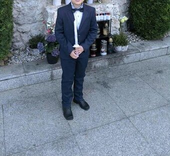 Oblek chlapec 10r. 140velkost