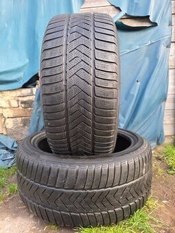 Ponúkam 2 zimné pneumatiky Pirelli Sotto 265/40 R20