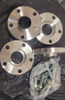 Rozsirovacie podlozky 5X112 zmena diery z 66.6 na 57.1