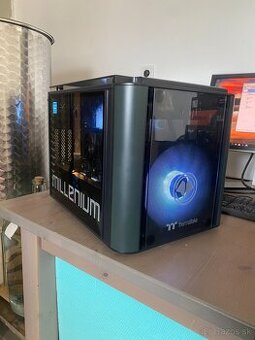 Ryzen 9 5900 / RTX 3070ti / 32GB RAM